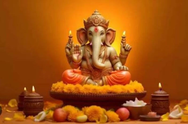 गणपति बप्पा मोरिया.....आज घरों और पंडालों में विराजेंगे गजानन, शुरु हुआ गणपति महोत्सव