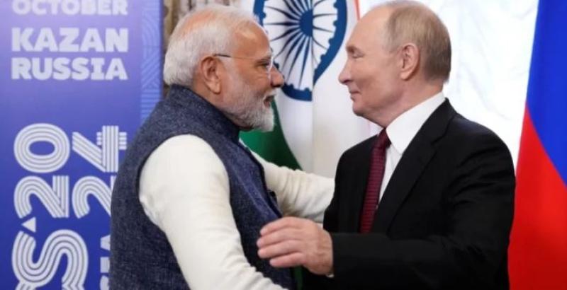 पीएम मोदी ने ब्रिक्स शिखर सम्मेलन में शांति बहाली की पहल की, रूस के राष्ट्रपति से की मुलाकात