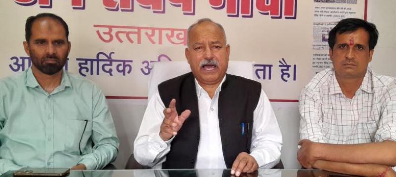 करोड़ों के मालिक बन बैठे जनप्रतिनिधियों की संपत्ति की जांच करने की उठी मांग