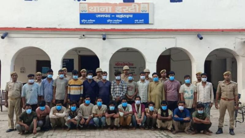 उत्तर प्रदेश- महाराजगंज सांप्रदायिक हिंसा मामले में 26 आरोपी गिरफ्तार, कुल 87 लोगों की हो चुकी गिरफ्तारी