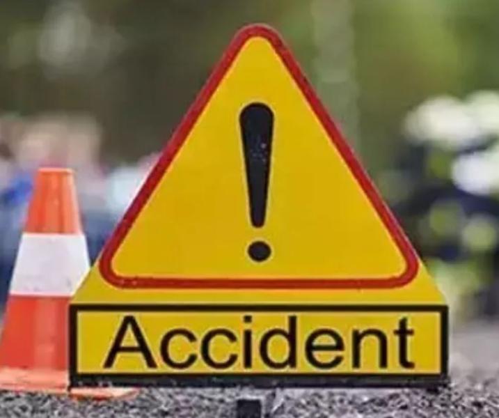 बस की चपेट में आने से चार वर्षीय बच्ची की घटना स्थल पर हुई मौत 