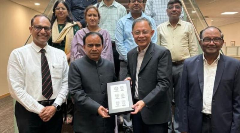 शिक्षा मंत्री डॉ धन सिंह रावत ने किया राष्ट्रीय विश्वविद्यालय सिंगापुर का भ्रमण 