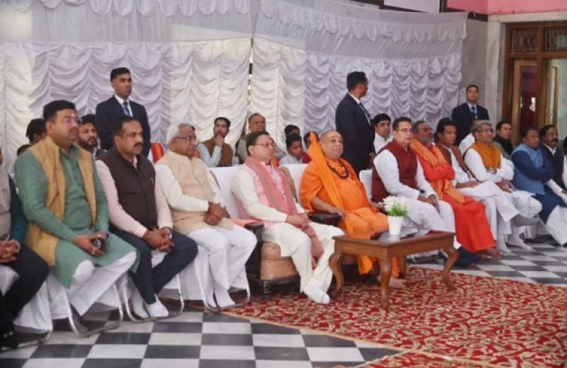 प्रधानमंत्री मोदी के 'मन की बात' कार्यक्रम पूरे देश वासियों को एक नई प्रेरणा देता है - सीएम धामी