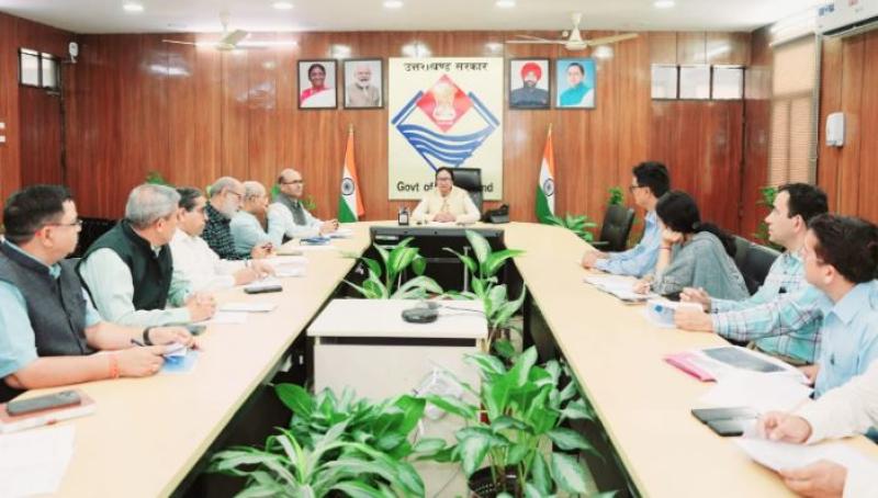 मुख्य सचिव राधा रतूड़ी ने विभिन्न प्रस्तावों पर लगाई मुहर