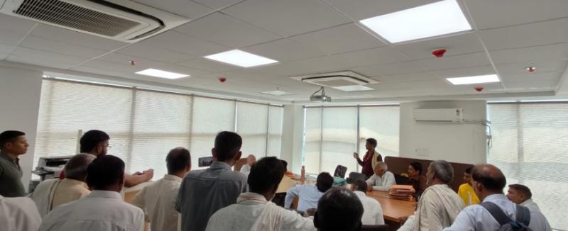 'धुआं-गंध से जीना मुश्किल', MPCC कंपनी पर ग्रामीणों के गंभीर आरोप, बोले- जानलेवा है प्लांट, नहीं रुका तो करेंगे बड़ा आंदोलन
