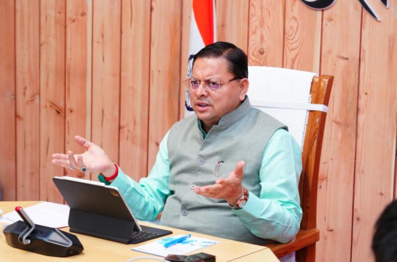 सुरक्षा मानकों से खिलवाड़ बर्दाश्त नही - सीएम धामी ने हैली सर्विस ऑपरेटर्स को कड़े शब्दों में किया स्पष्ट