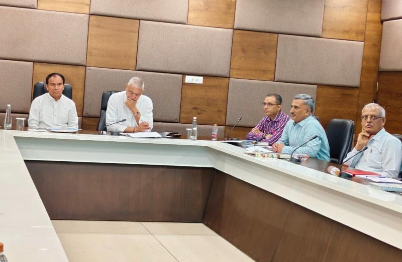 गुजरात दौरे में सहकारिता मंत्री डॉ. धन सिंह रावत ने की घोषणा, युवाओं को मिलेगा सहकारी प्रबंधन में प्रशिक्षण