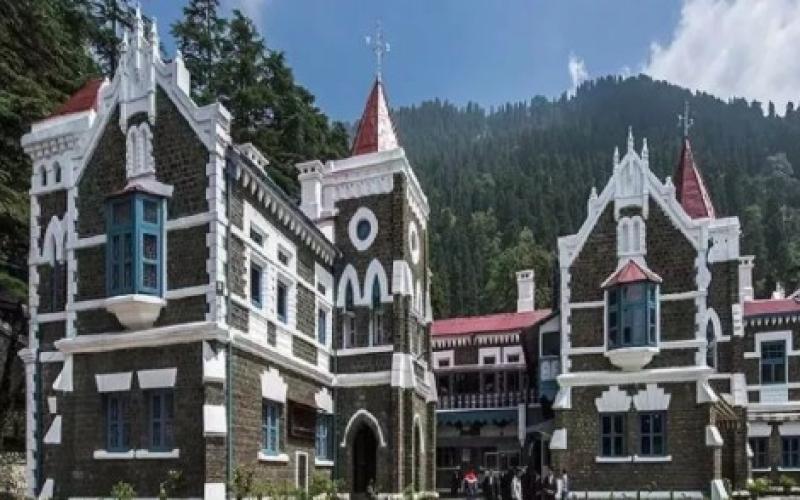 हाईकोर्ट में पंचायत अध्यक्ष चुनाव पर सुनवाई, नैनीताल पुलिस छावनी में तब्दील