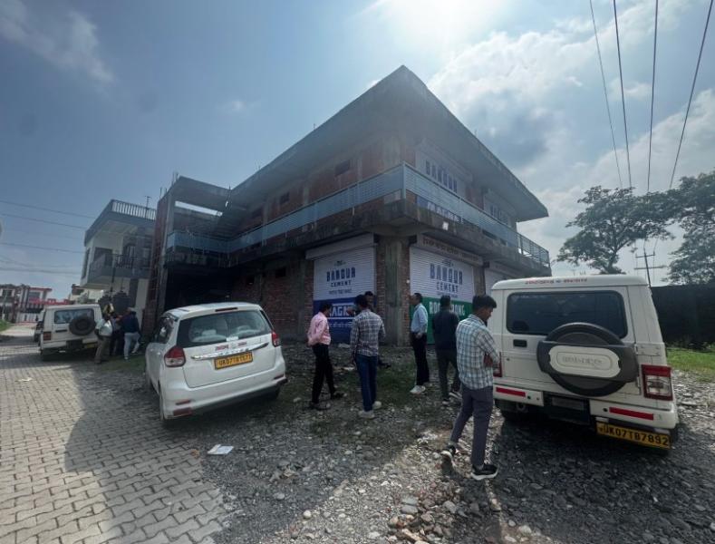 हर्बटपुर–विकासनगर में एमडीडीए की ताबड़तोड़ कार्रवाई– अवैध प्लॉटिंग व निमार्णों पर शिकंजा, कई बहुमंज़िला भवन सील