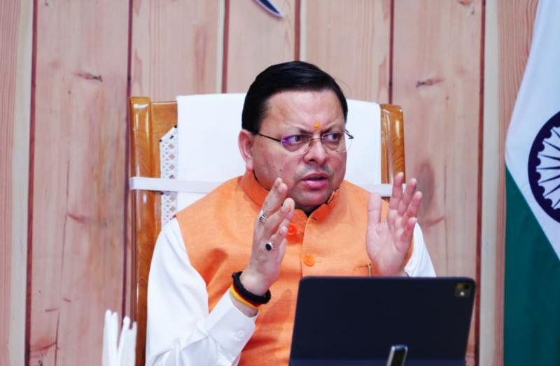 बरसात के कारण पूरी तरह से क्षतिग्रस्त हुई सड़कों का किया जाए शीघ्र पुनर्निर्माण- सीएम धामी
