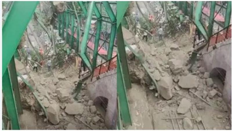 रेलवे की टीमें मौके पर, ट्रैक से मलबा हटाने का काम जारी