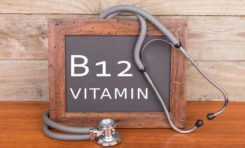 विटामिन B12 की कमी दूर करने के आसान प्राकृतिक तरीके: शाकाहारी–मांसाहारी सभी के लिए उपयोगी गाइड