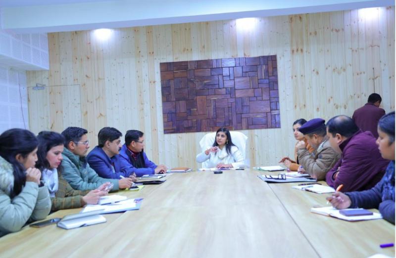 बूंखाल मेले की तैयारियों की समीक्षा, जिलाधिकारी ने दिए सख्त निर्देश