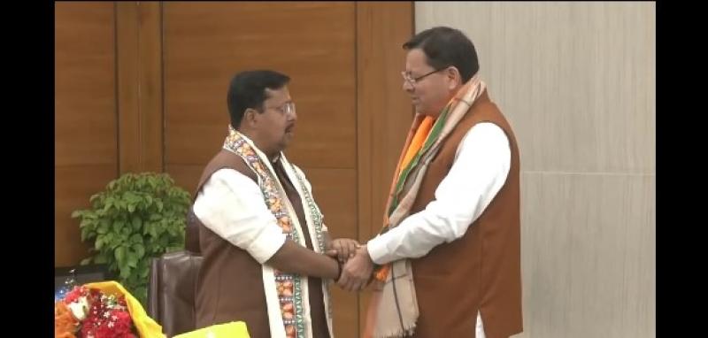 मुख्यमंत्री धामी ने बीजेपी के नव-निर्वाचित राष्ट्रीय अध्यक्ष नितिन नबीन से की भेंट