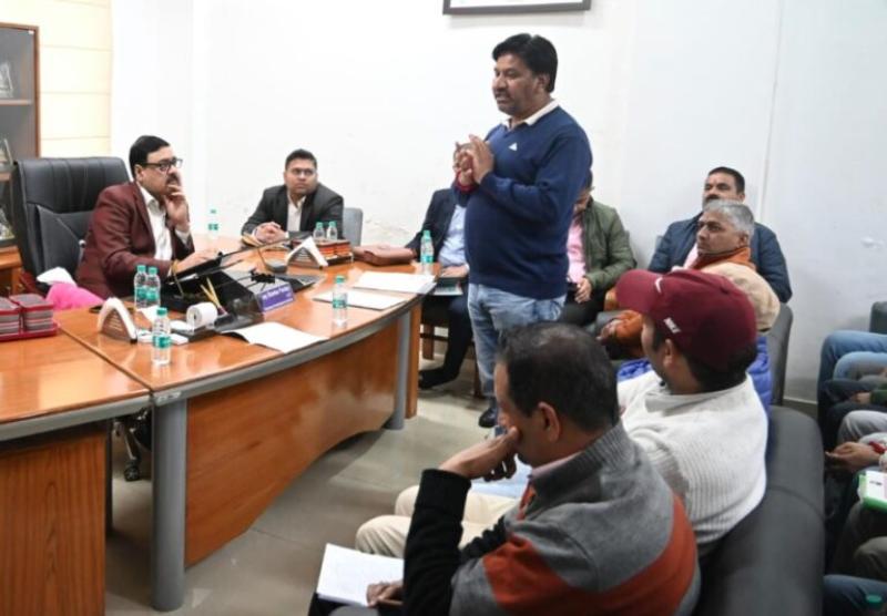 चारधाम यात्रा 2026 की तैयारियाँ तेज- गढ़वाल आयुक्त ने स्टेकहोल्डर्स संग की अहम बैठक