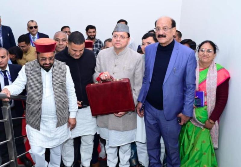 मुख्यमंत्री धामी ने पेश किया ₹1.11 लाख करोड़ का बजट