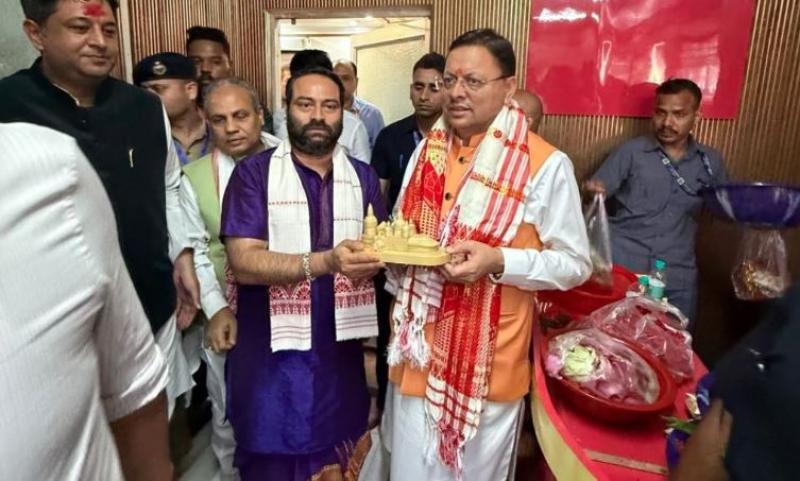 मुख्यमंत्री धामी ने कामाख्या देवी मंदिर में की पूजा-अर्चना