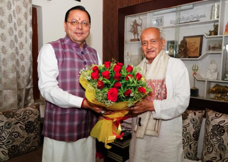 सीएम धामी ने पूर्व मुख्यमंत्री भगत सिंह कोश्यारी को "पद्म भूषण" मिलने पर दी बधाई