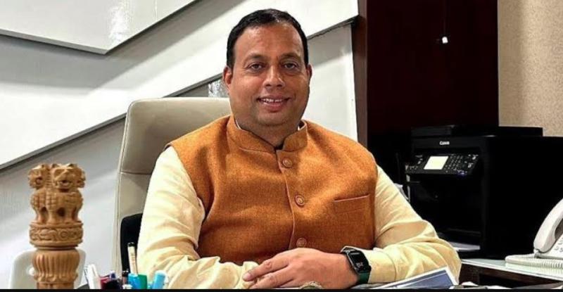 सेवा सप्ताह अभियान सुशासन और जनसेवा का सशक्त माध्यम- हेमंत द्विवेदी