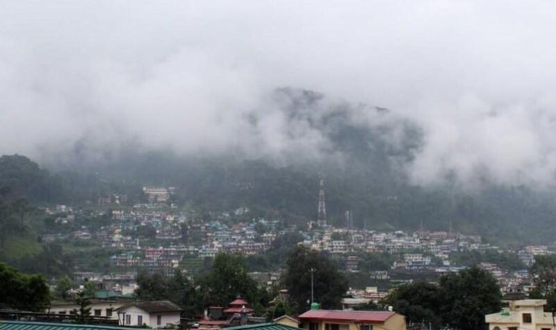 उत्तराखंड में गर्मी का सितम, आज आंधी-तूफान का येलो अलर्ट; 25 जून तक मानसून की दस्तक की उम्मीद