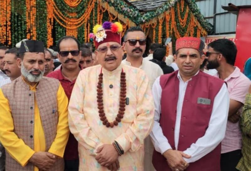 धर्मस्व मंत्री सतपाल महाराज पहुंचे सिरमौर के शिलाई, पश्मी गांव