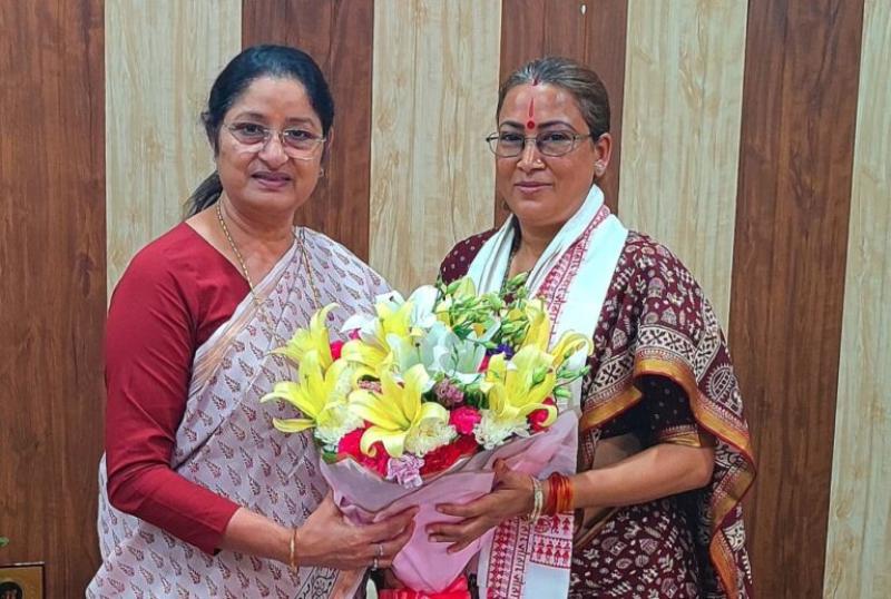 कैबिनेट मंत्री रेखा आर्या ने केंद्रीय महिला एवं बाल विकास मंत्री से की शिष्टाचार भेंट