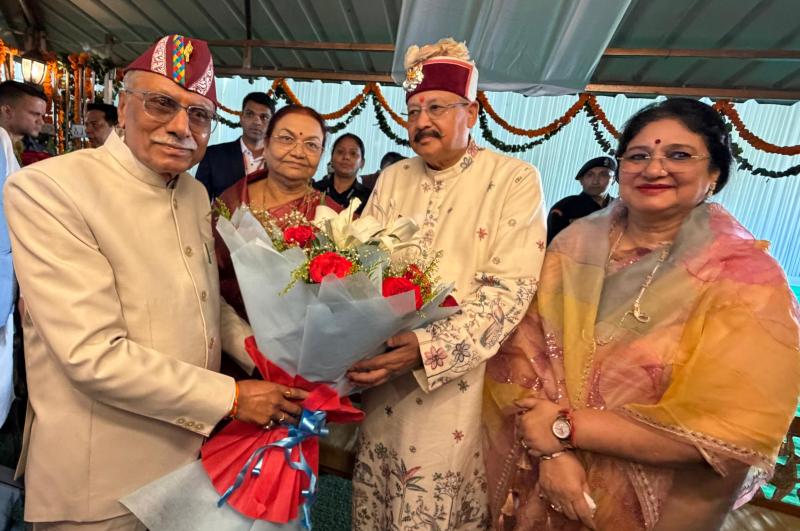 महाराज ने की नवनियुक्त राज्यपाल से शिष्टाचार भेंट 