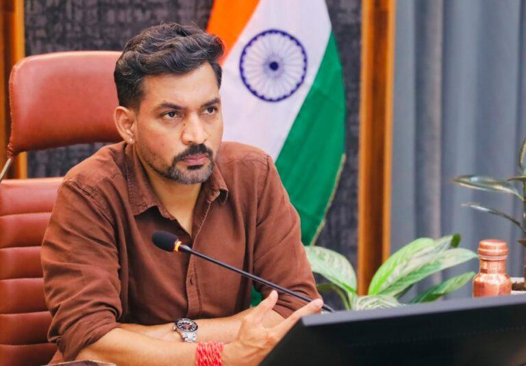 एक-एक पात्र व्यक्ति तक पहुंचे सरकार की योजना, कोई भी पात्र बुजुर्ग न रहे सामाजिक सुरक्षा से वंचित- डीएम